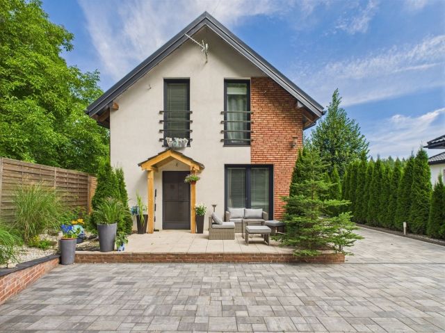 dom wolnostojący, 5 pokoi Dąbrowa Górnicza Łosień, ul. Zagrabie. Zdjęcie 1