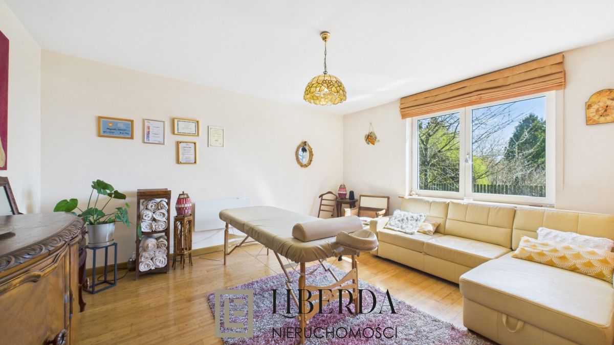 dom wolnostojący, 7 pokoi Motycz. Zdjęcie 10