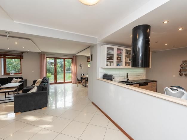 dom wolnostojący, 6 pokoi Czernica, ul. Mikołaja Reja. Zdjęcie 4