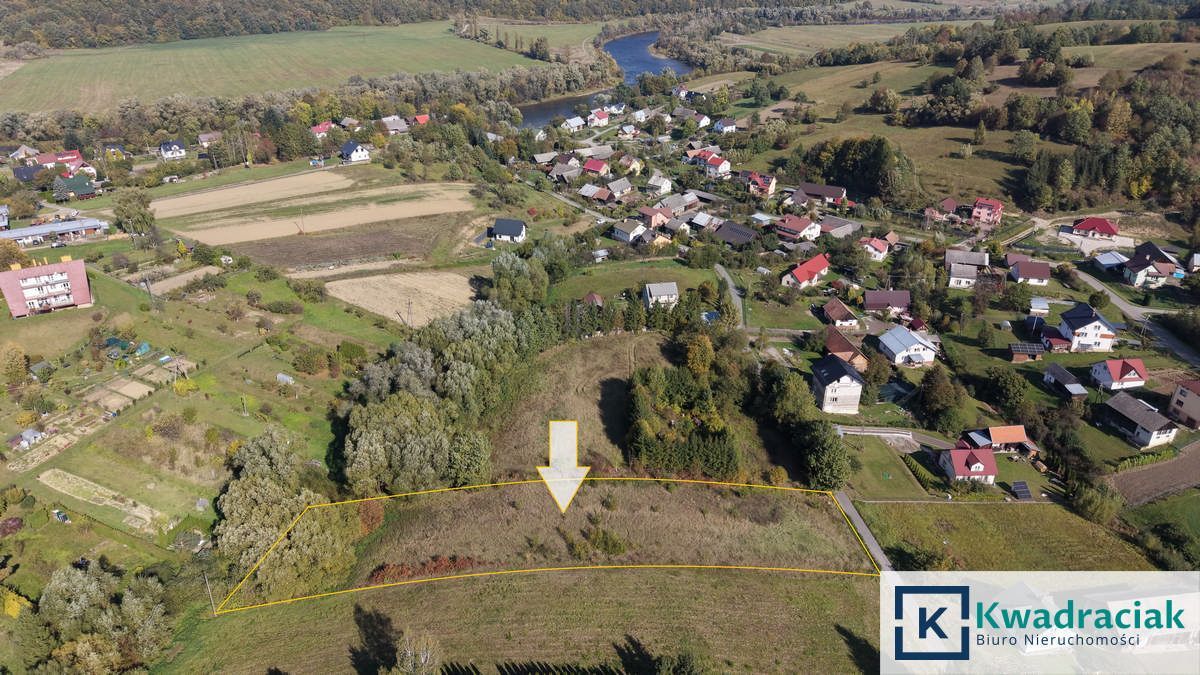 Działka budowlana Średnia Wieś. Zdjęcie 1