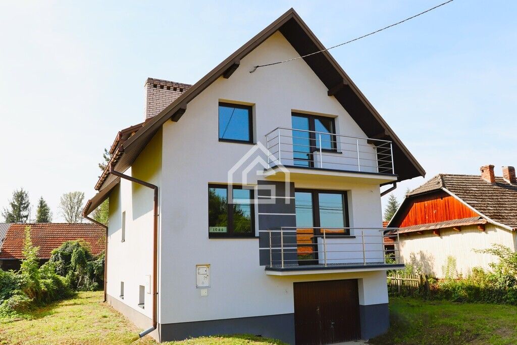 dom wolnostojący, 5 pokoi Kłaj. Zdjęcie 3