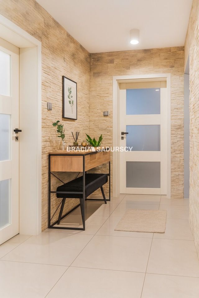 dom wolnostojący, 5 pokoi Kraków Swoszowice, ul. Poronińska. Zdjęcie 15