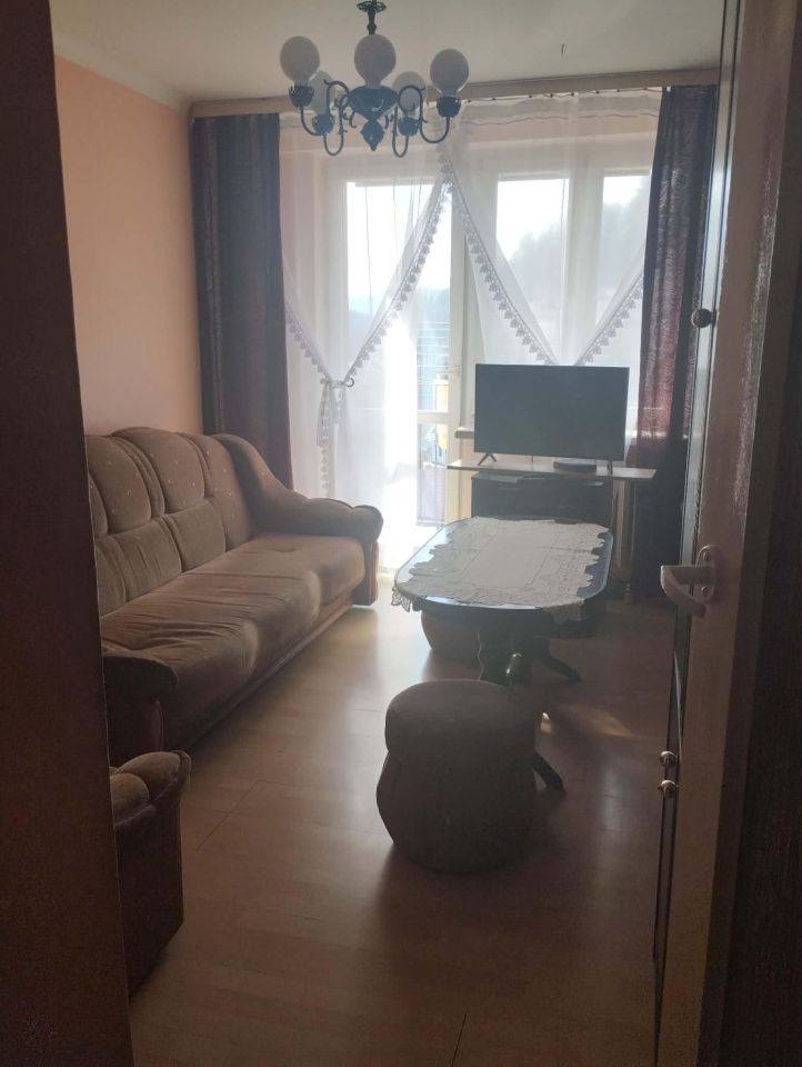 Mieszkanie 4-pokojowe Ustrzyki Dolne, ul. Stefana Batorego. Zdjęcie 2