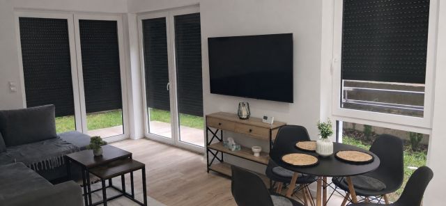 Gniezno, ul. Łąkowa Mieszkanie - 2 pokoje - 43 m² - parter
