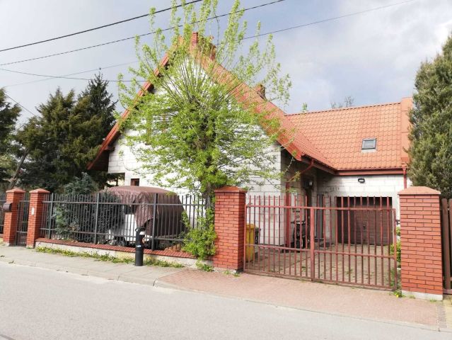 dom wolnostojący Warszawa Rembertów, ul. Licealna. Zdjęcie 1