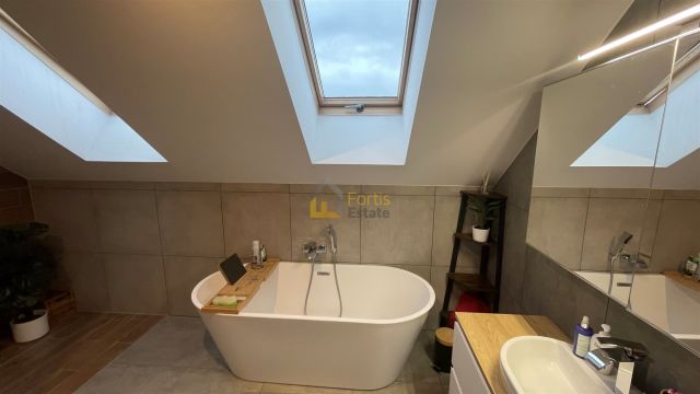 dom wolnostojący, 5 pokoi Kłaj. Zdjęcie 6