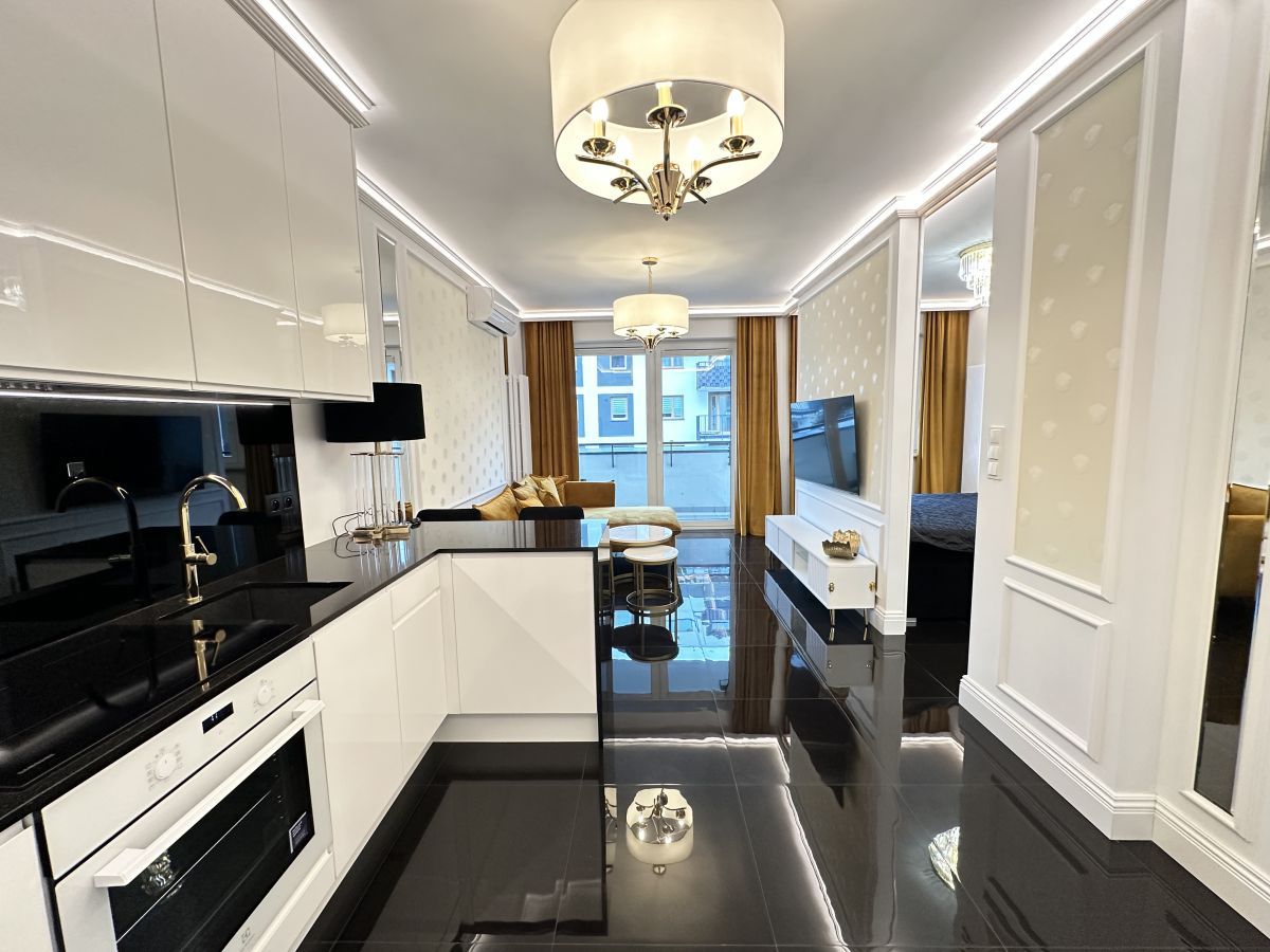 Mieszkanie 2-pokojowe Warszawa Włochy, ul. Łopuszańska. Zdjęcie 3