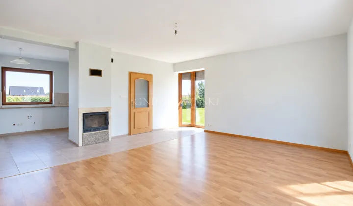 dom wolnostojący, 5 pokoi Grodków