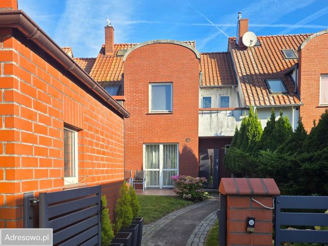 dom szeregowy, 4 pokoje Nowogard, ul. Stefana Grota-Roweckiego. Zdjęcie 1