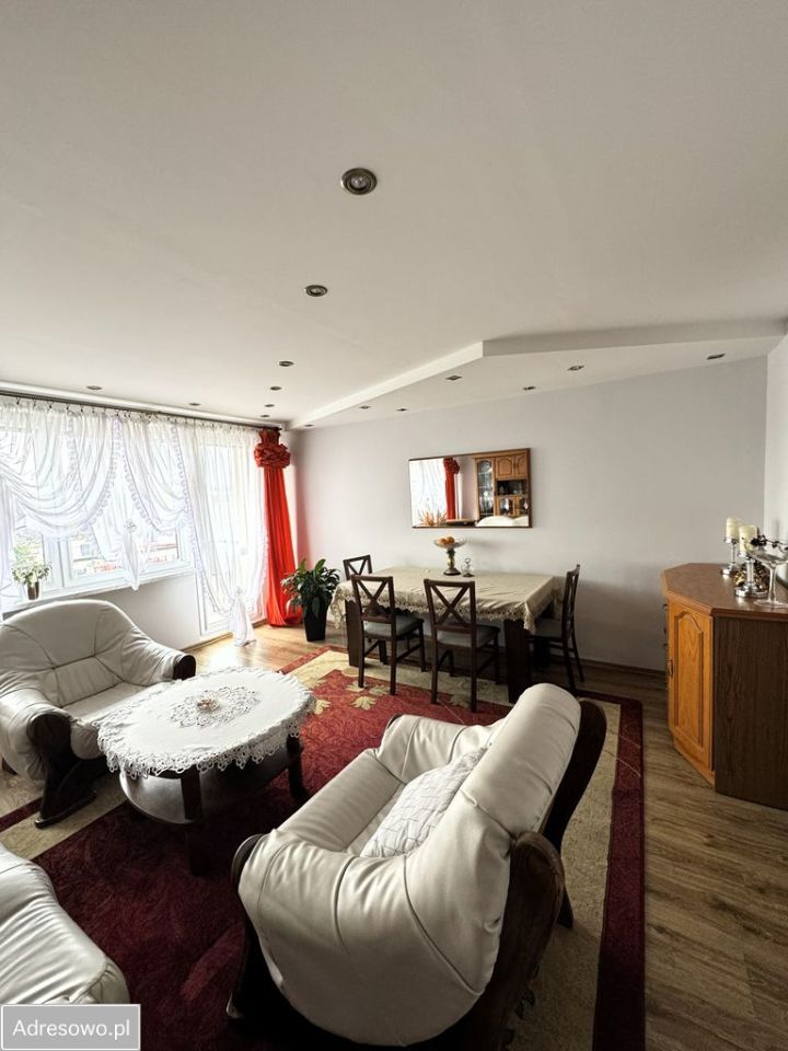 Mieszkanie 3-pokojowe Chrzanów, ul. Niepodległości. Zdjęcie 1