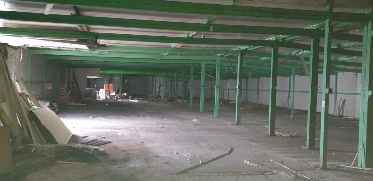 Hala/magazyn Opacz-Kolonia. Zdjęcie 8