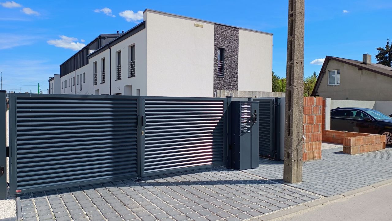 dom szeregowy Ksawerów, ul. Prześwit. Zdjęcie 3