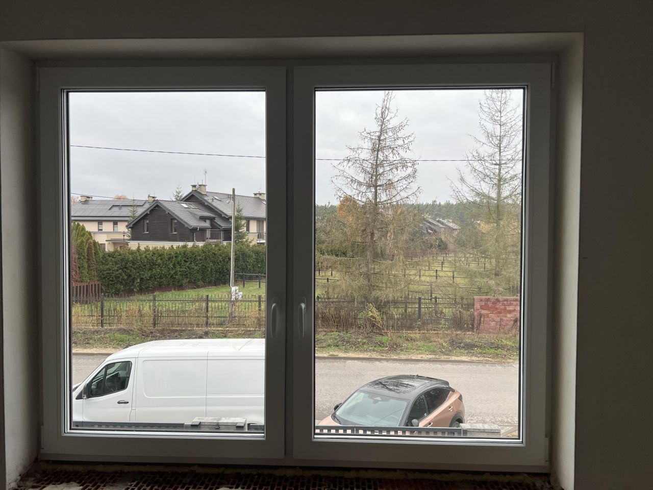 dom szeregowy, 6 pokoi Solec, ul. Jaśminowa. Zdjęcie 4