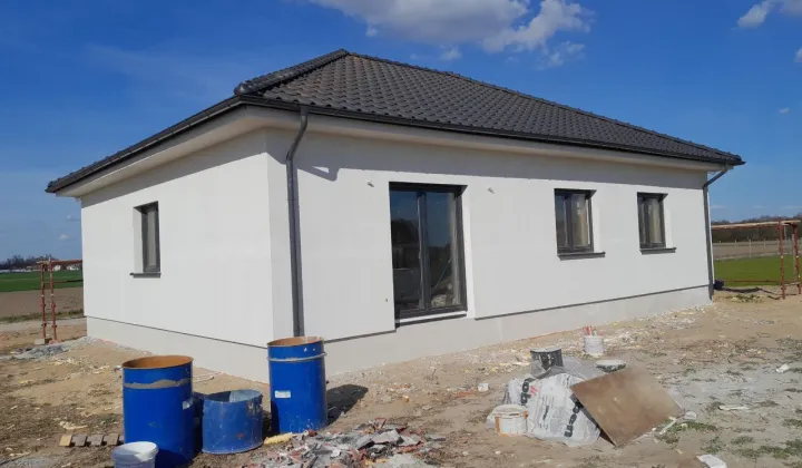 dom wolnostojący, 4 pokoje Karolewo