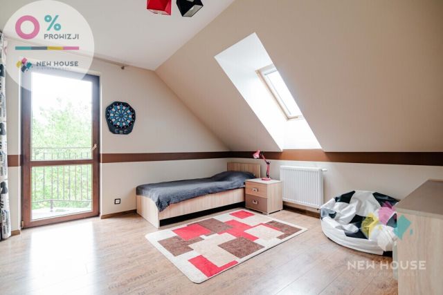 dom wolnostojący, 6 pokoi Różnowo. Zdjęcie 9