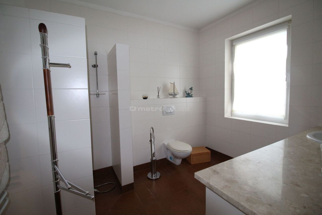 dom wolnostojący, 12 pokoi Przepitki. Zdjęcie 11