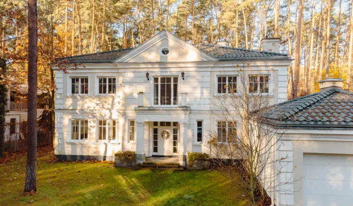 dom wolnostojący, 6 pokoi Magdalenka