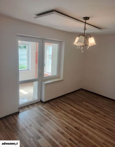 Dom na sprzedaż, 3 pokoje, 74 m², Gisiel