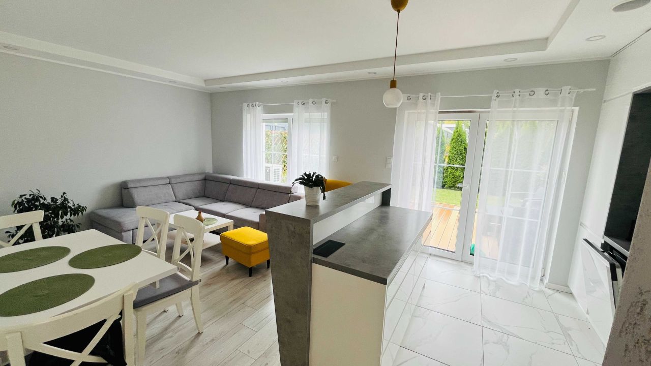 dom szeregowy, 4 pokoje Spalice. Zdjęcie 2