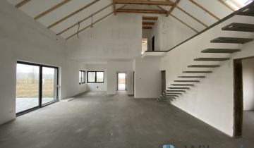 dom wolnostojący, 7 pokoi Osieck