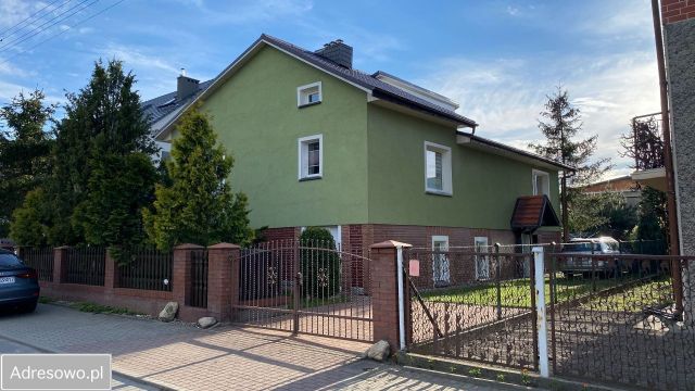 dom wolnostojący, 6 pokoi Mirków, ul. Wolności. Zdjęcie 1