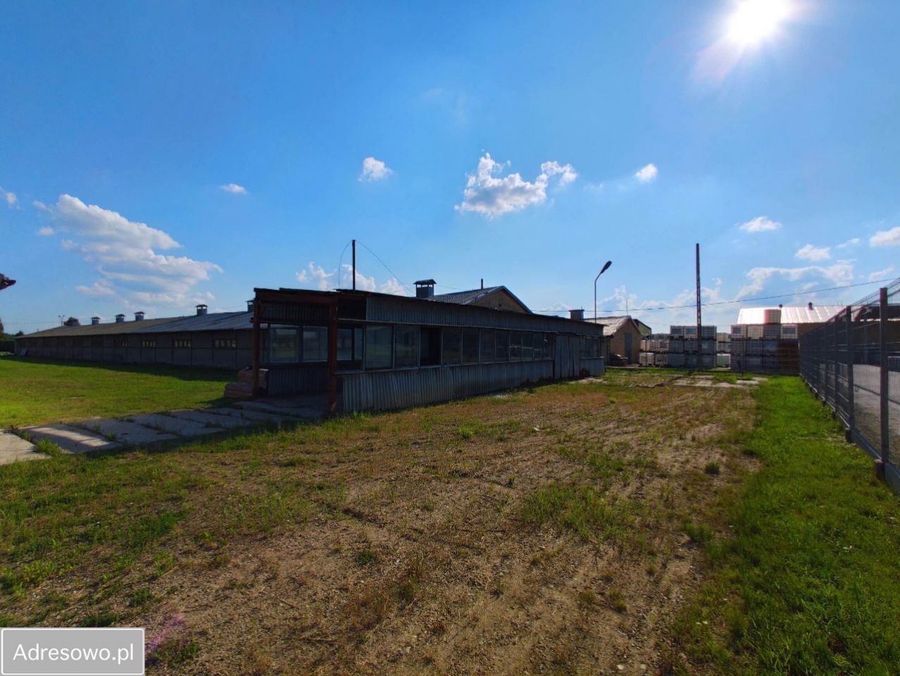 Hala/magazyn Pustków. Zdjęcie 7