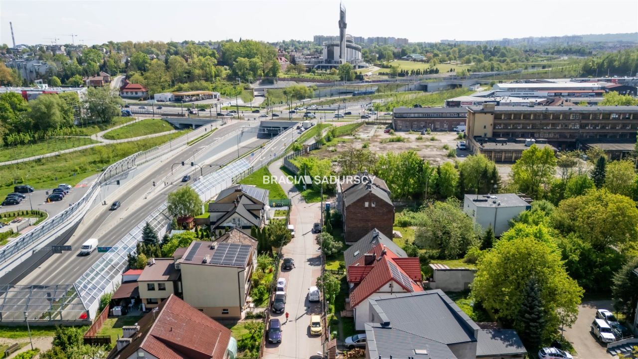 kamienica, 10 pokoi Kraków Łagiewniki, ul. Tokarska. Zdjęcie 3