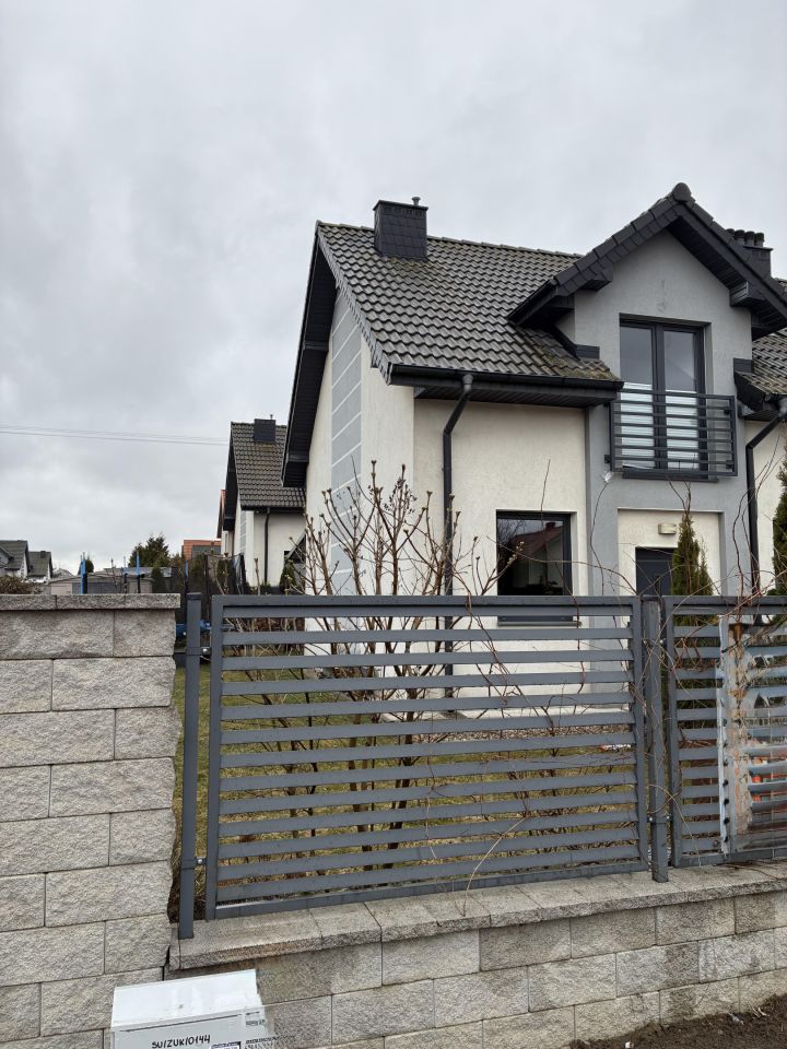 bliźniak, 4 pokoje Banino, ul. Bajeczna. Zdjęcie 9