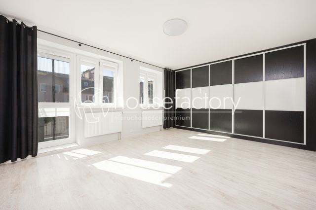 Mieszkanie 3-pokojowe Łódź, ul. Romanowska. Zdjęcie 1