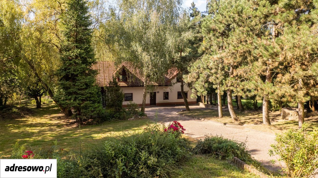 dom wolnostojący, 4 pokoje Burów. Zdjęcie 11