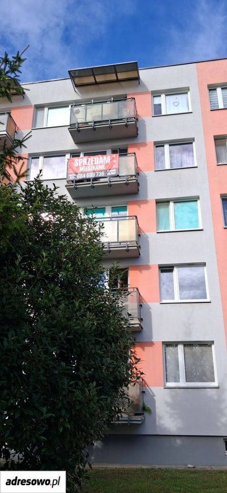 Mieszkanie 3-pokojowe Prudnik, ul. Księdza Karola Koziołka. Zdjęcie 1