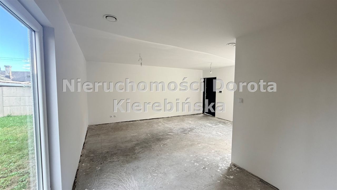 dom wolnostojący, 3 pokoje Tomaszów Mazowiecki. Zdjęcie 14