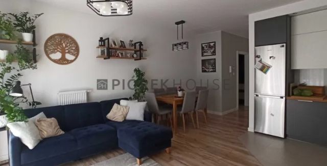 Mieszkanie 3-pokojowe Marki, ul. Wilcza. Zdjęcie 1