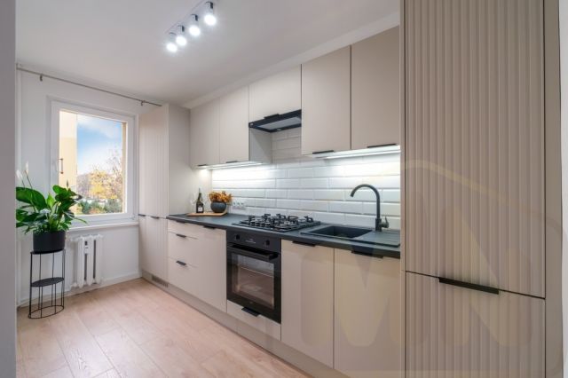 Mieszkanie 3-pokojowe Leszno Centrum, ul. por. Leona Włodarczaka. Zdjęcie 2