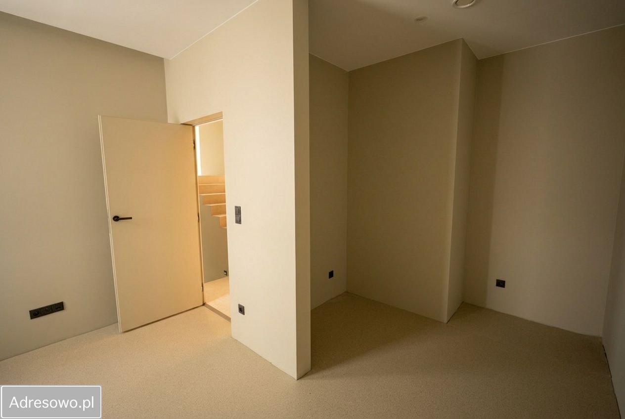 dom szeregowy, 4 pokoje Żernica. Zdjęcie 13