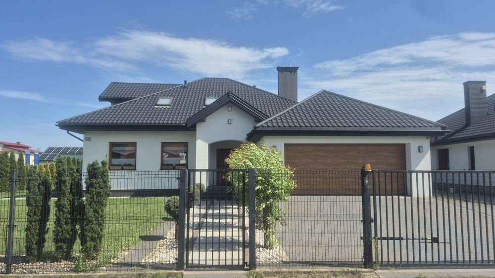 dom wolnostojący Gustawów. Zdjęcie 1