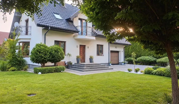 dom wolnostojący, 6 pokoi Kraśnik, ul. Brzozowa