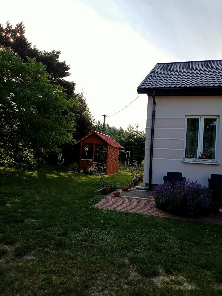 dom wolnostojący, 3 pokoje Kazimierzów. Zdjęcie 2