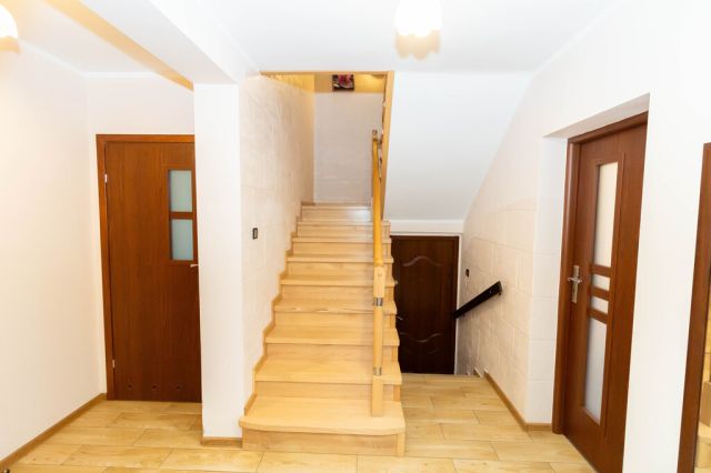 dom wolnostojący, 5 pokoi Ostrowiec Świętokrzyski, ul. Bałtowska. Zdjęcie 15