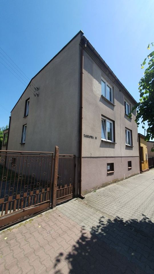 dom wolnostojący Osjaków, ul. Targowa. Zdjęcie 2