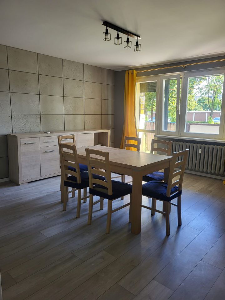 Mieszkanie 3-pokojowe Leszno, ul. Sylwestra Machnikowskiego