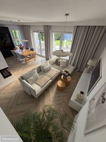 dom szeregowy, 4 pokoje Trzaskowo, ul. Rowerowa. Zdjęcie 1