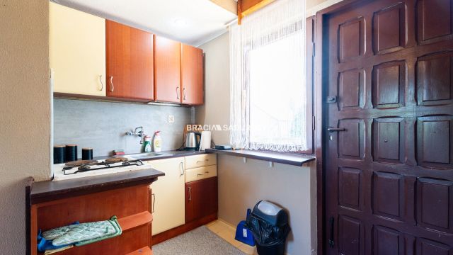 dom letniskowy, 3 pokoje Alwernia. Zdjęcie 7