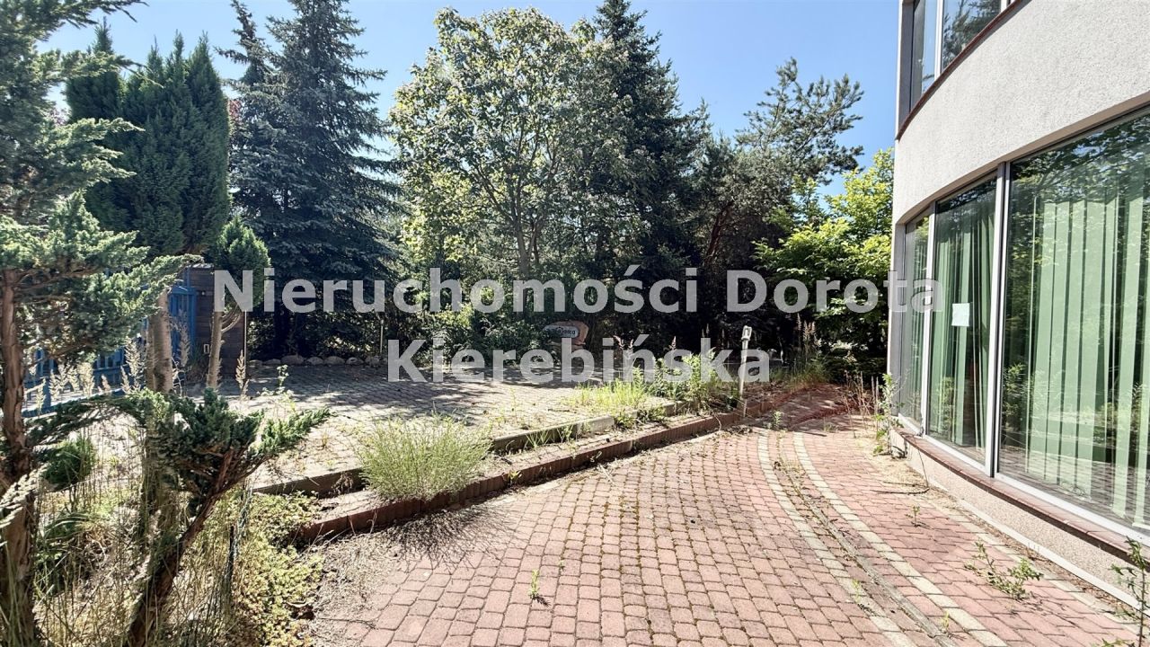 Hala/magazyn Ujazd. Zdjęcie 24