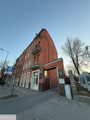 Mieszkanie 3-pokojowe Częstochowa Centrum, al. Aleja Wolności. Zdjęcie 1