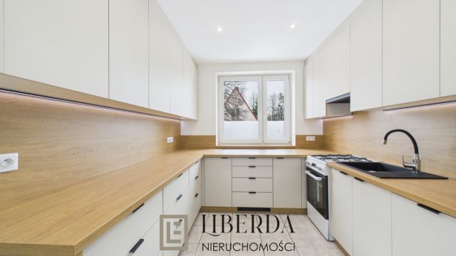 dom wolnostojący, 3 pokoje Wólka Cycowska. Zdjęcie 1