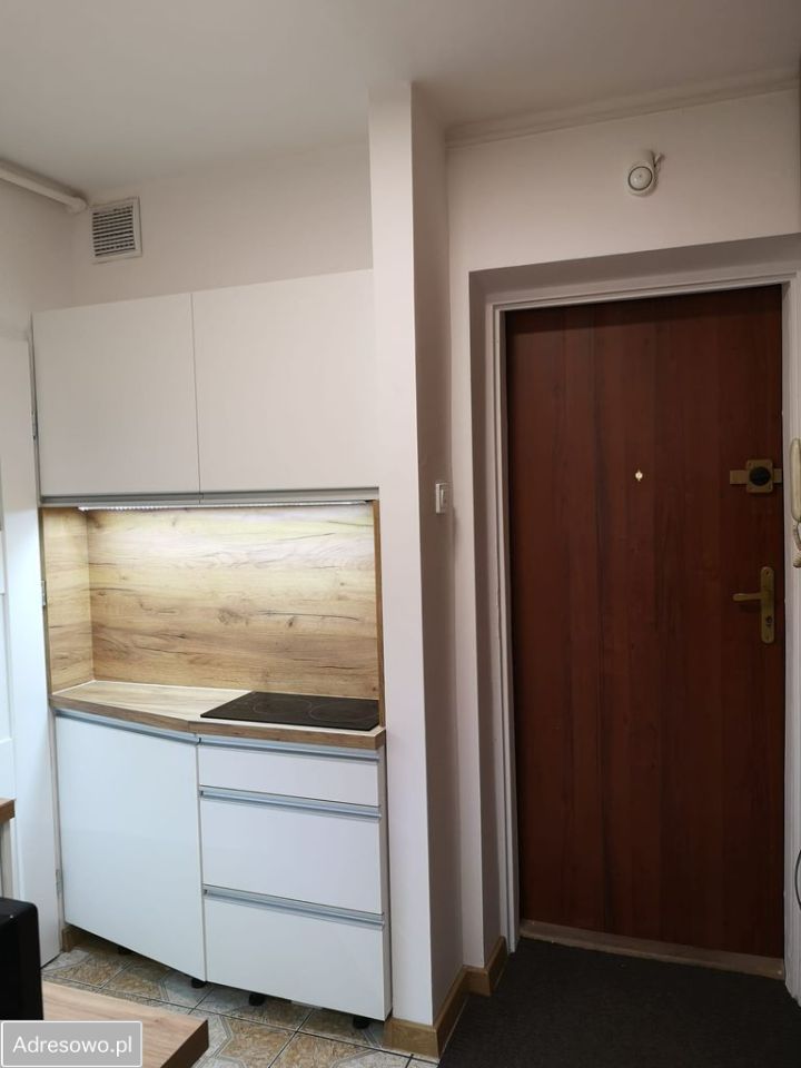 Mieszkanie 1-pokojowe Pabianice Centrum, ul. Stanisława Wyspiańskiego. Zdjęcie 4