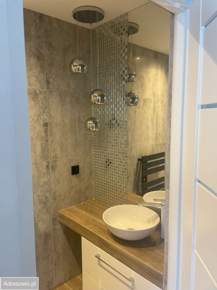 dom wolnostojący, 3 pokoje Żywiec, ul. Królowej Jadwigi. Zdjęcie 2