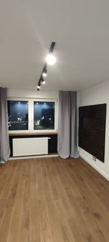 Mieszkanie 3-pokojowe Debrzno. Zdjęcie 1