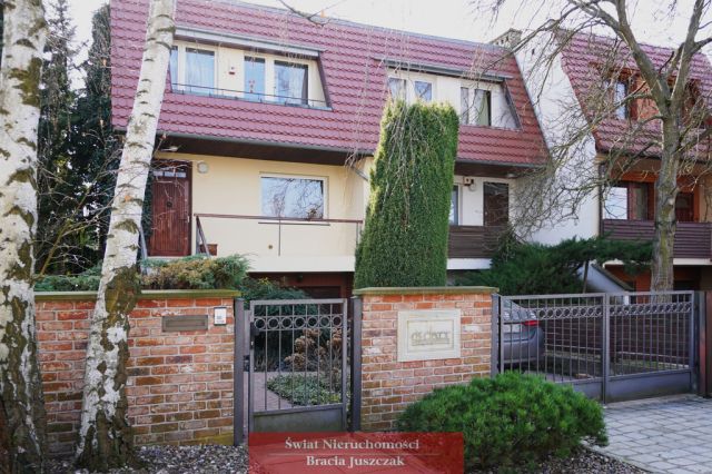 dom szeregowy, 5 pokoi Wrocław Krzyki. Zdjęcie 1